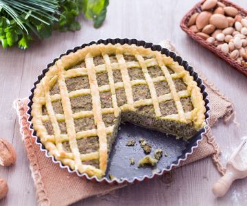 Tarte mit gemischtem Pesto und Speck