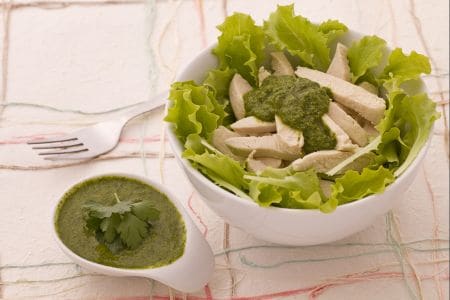 Hähnchen in grüner Soße