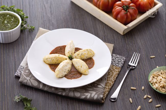 Ricotta-Gnocchi mit drei Aromen - Italienische Rezepte von GialloZafferano