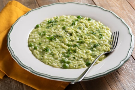 Risotto mit Erbsen und Minze