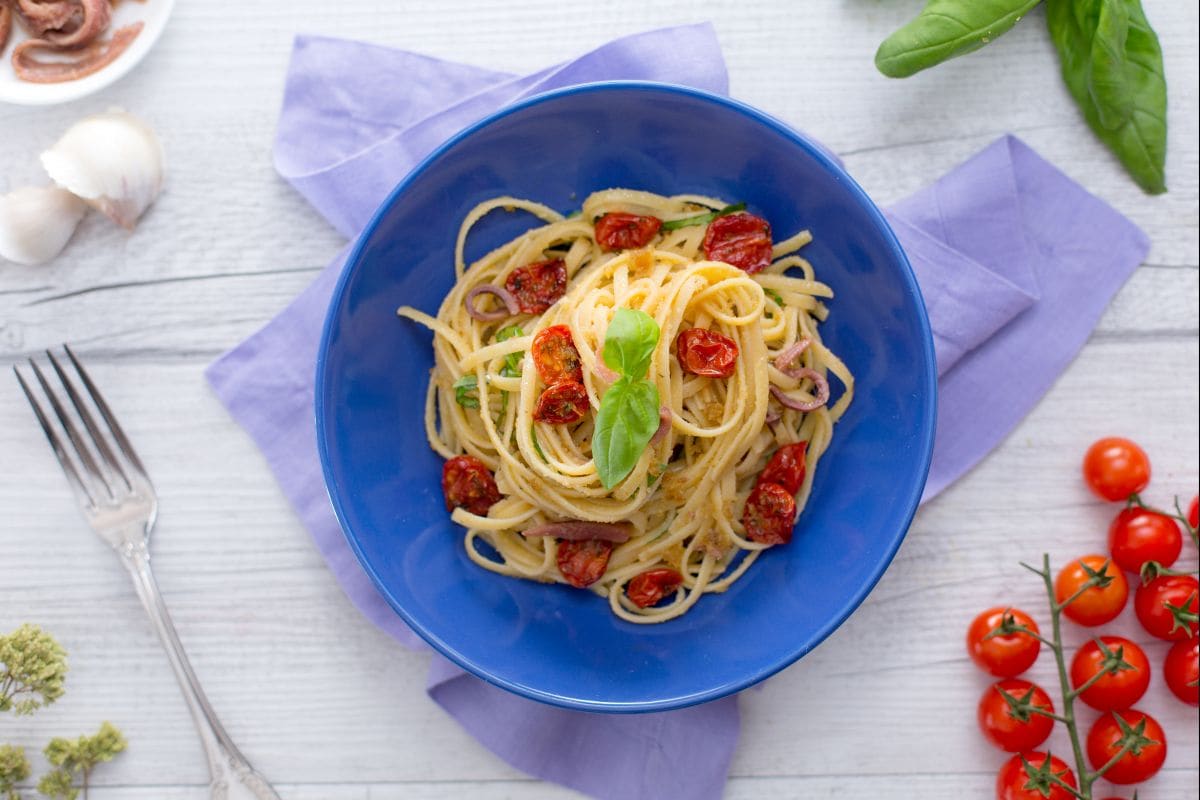 Linguine mit confierten Tomaten