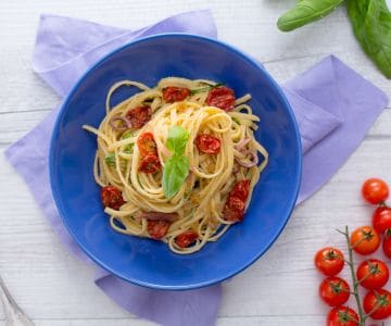 Linguine mit confierten Tomaten