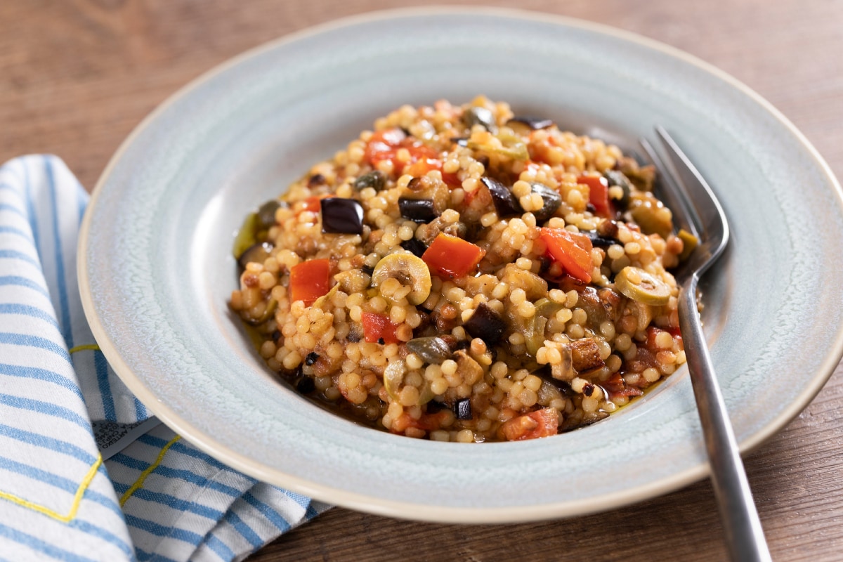 Fregola mit Auberginen