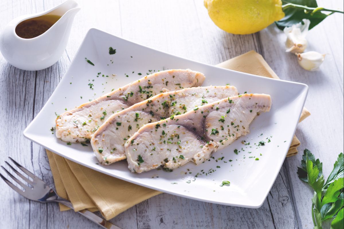 Schwertfisch in Salmoriglio