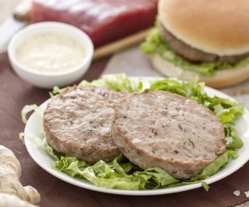Thunfisch-Burger mit Orange und Ingwer