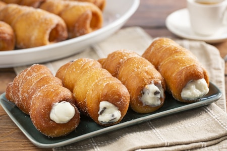 Frittierte sizilianische Cartocci