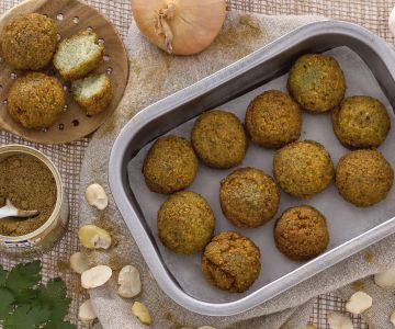 Falafel aus Favabohnen