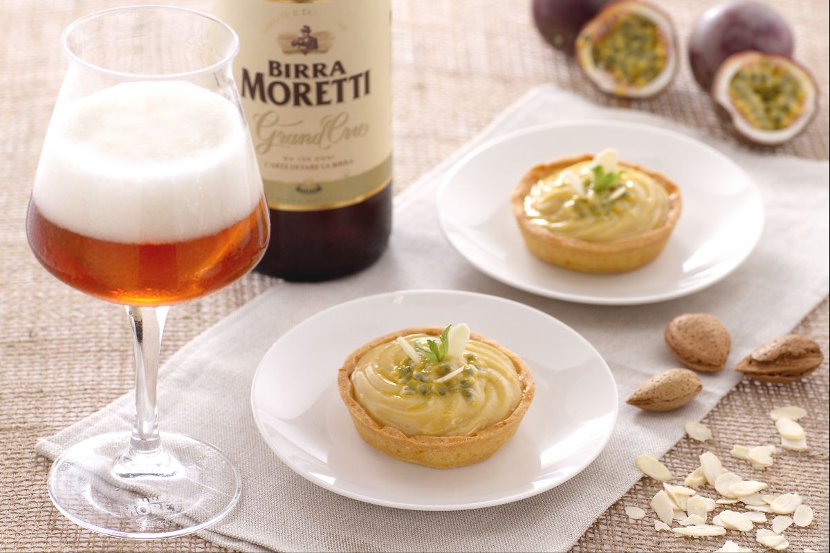 Mandel-Törtchen mit Biercreme