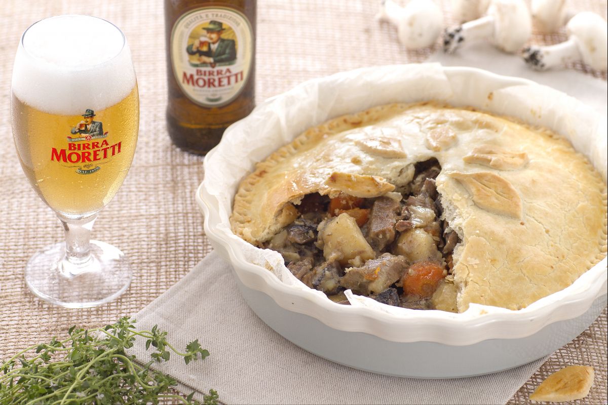 Ragout im Blätterteig mit Kartoffeln und Pilzen