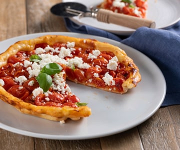 Tatin mit Tomaten und Feta