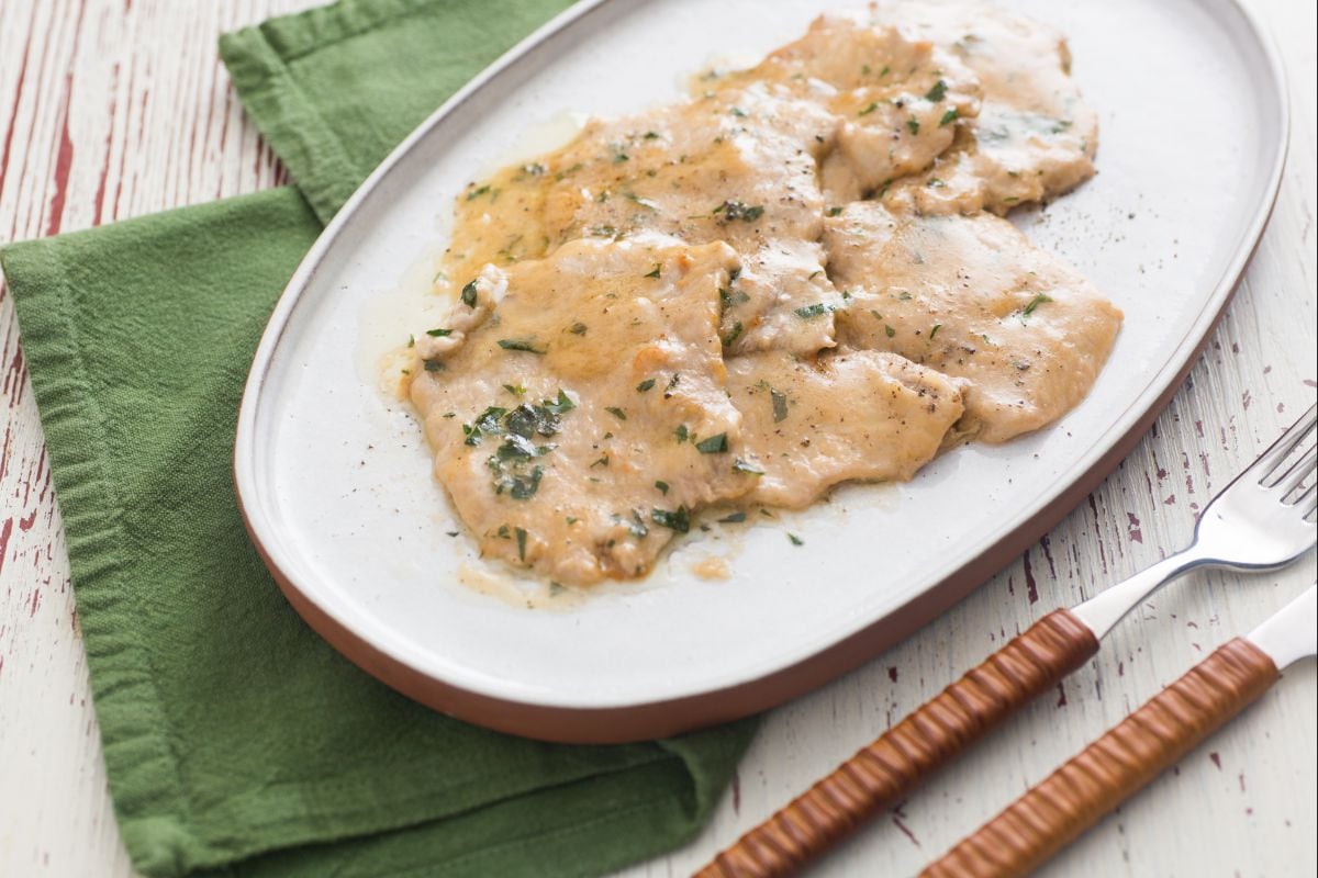 Kalbsschnitzel in Weißwein und Petersilie