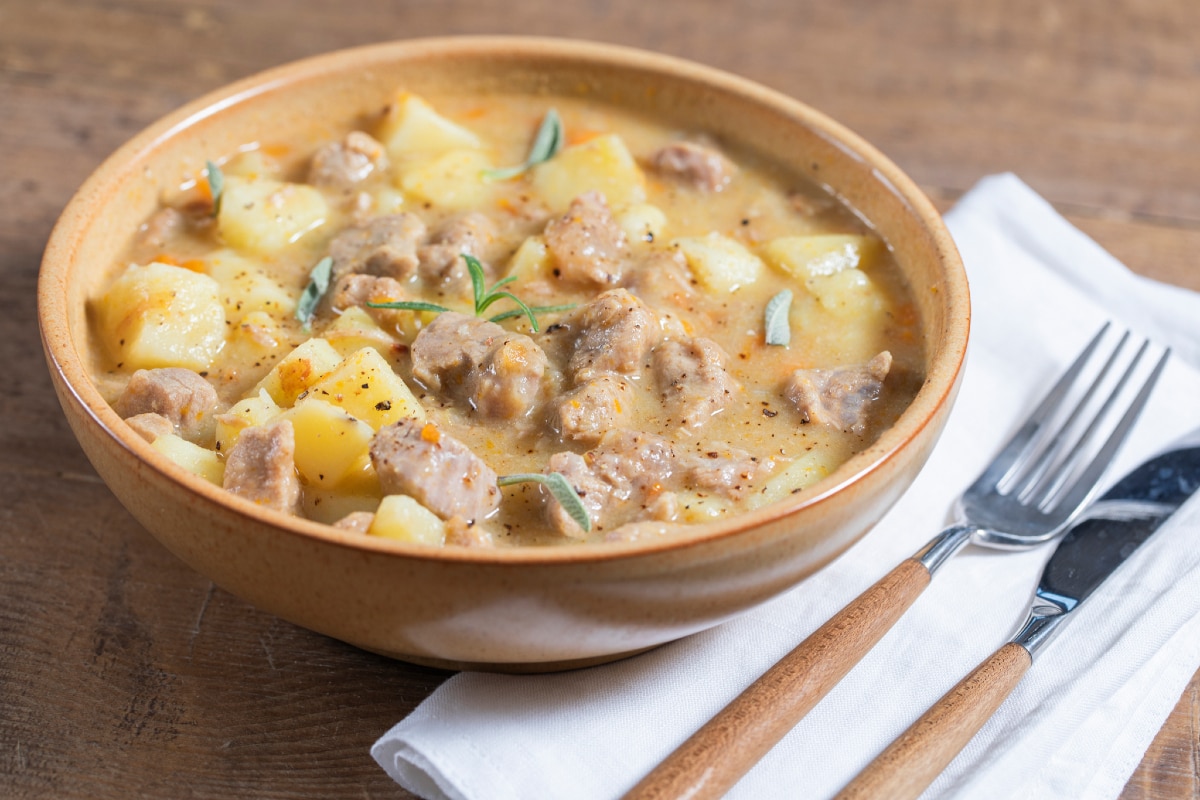 Kalbsgulasch mit Kartoffeln