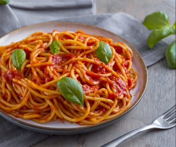 Spaghetti mit Tomatensauce