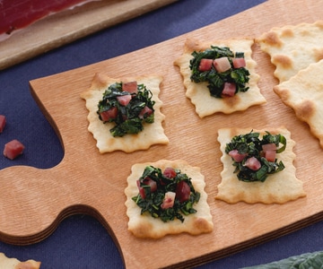 Blätterteig mit Speck und Schwarzkohl