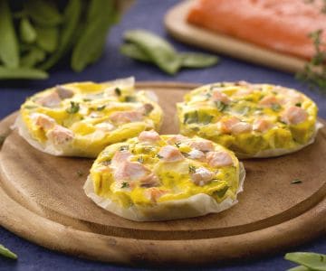 Lachs-Omeletts mit Thymian und Zuckerschoten