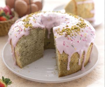 Bunter Chiffon-Kuchen