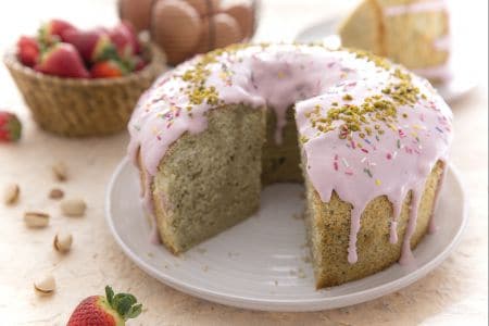 Bunter Chiffon-Kuchen