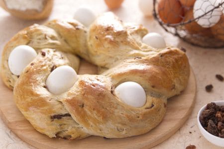 Süßes Osterbrot