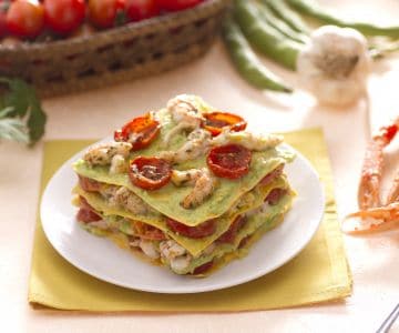 Lasagne mit Scampi, Kirschtomaten und Saubohnenpesto