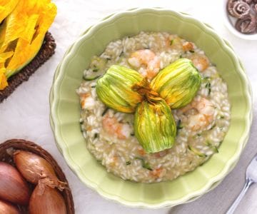 Risotto mit Garnelen, Zucchini und Zucchiniblüten