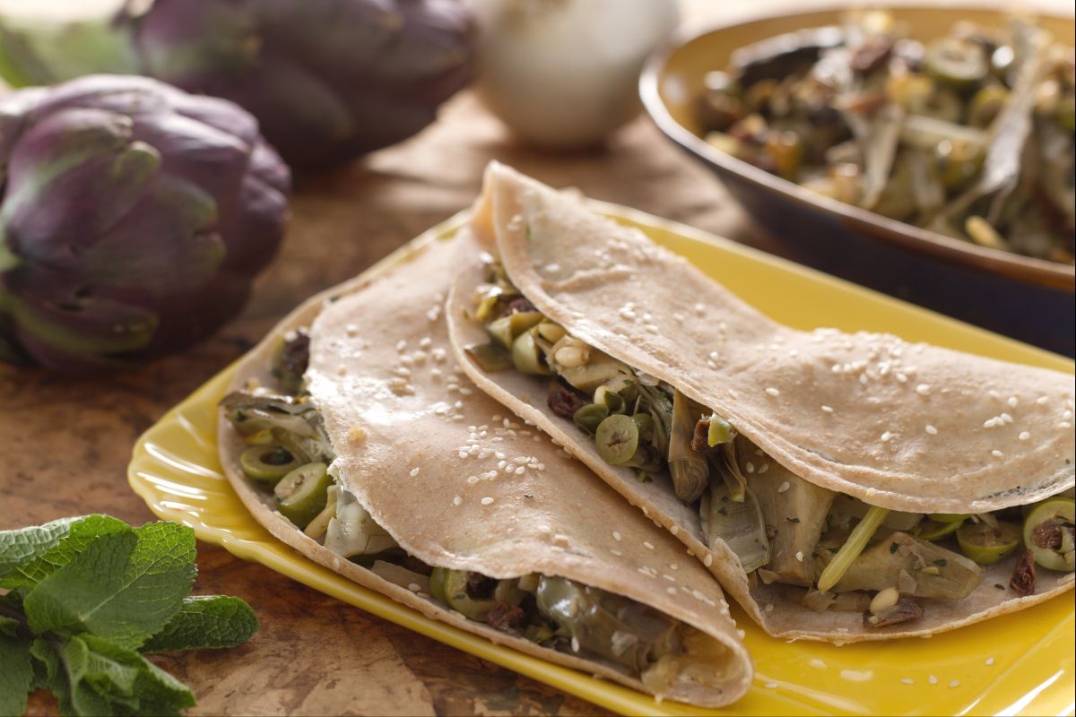Dinkel-Crêpes mit Caponata