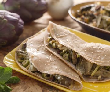 Dinkel-Crêpes mit Caponata
