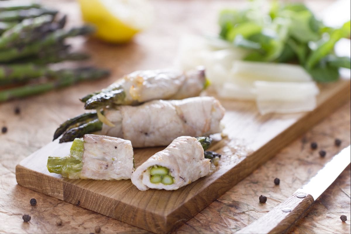 Gefüllte Rouladen mit Spargel