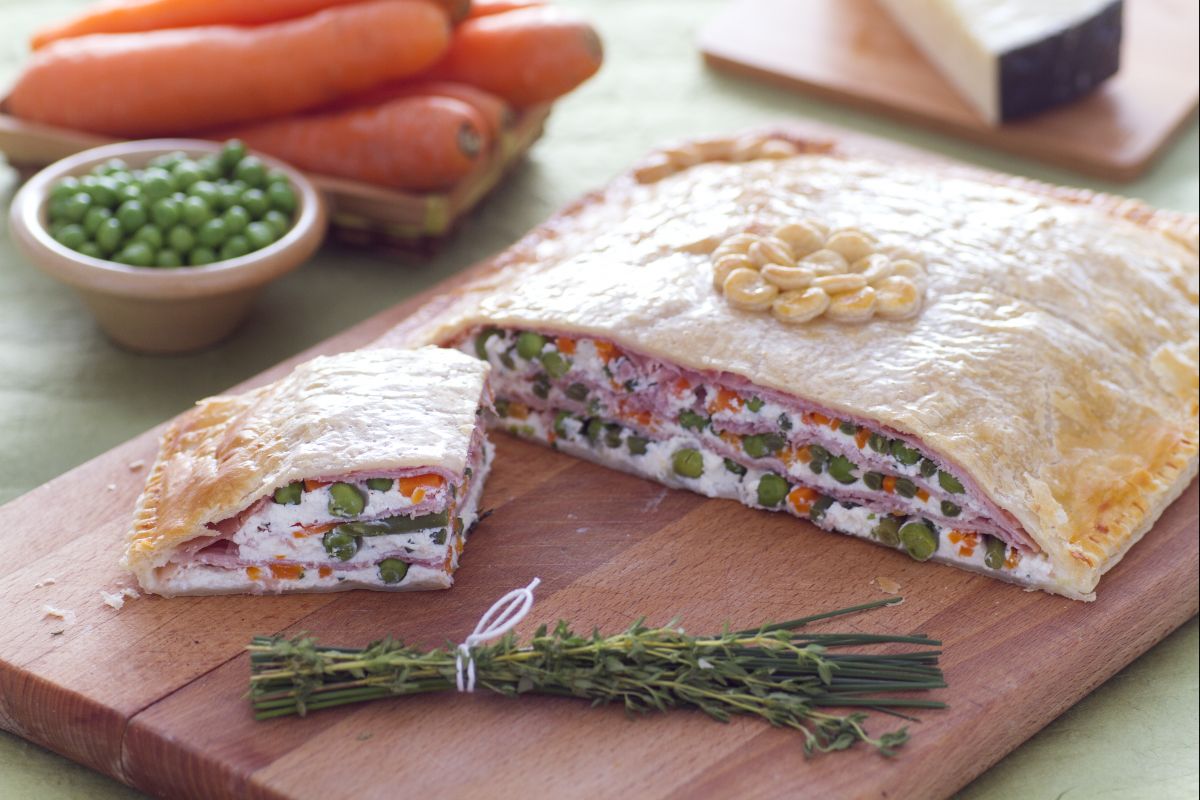 Blätterteig mit Schinken, Ricotta und Gemüse