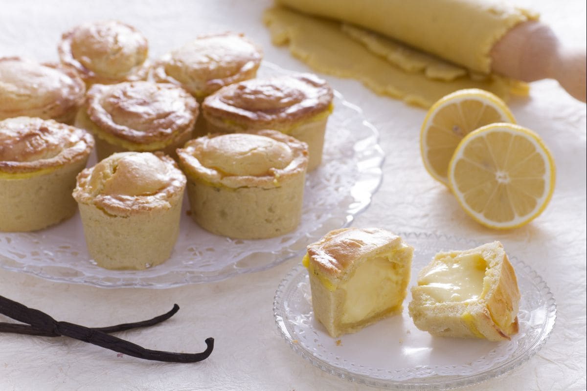 Ricotta- und Zitronencreme-Pasticciotti