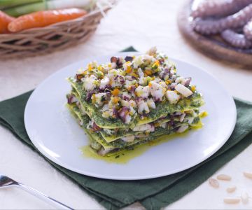 Grüne Lasagne mit Rucolapesto und Oktopus-Ragout
