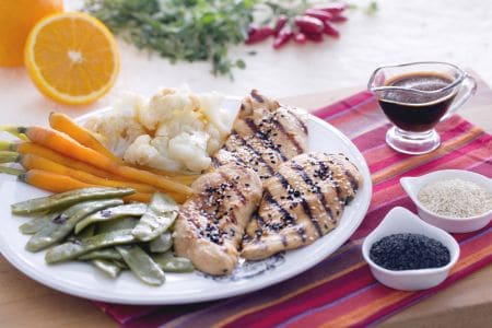 Hähnchen in Sojasauce mit gedünstetem Gemüse