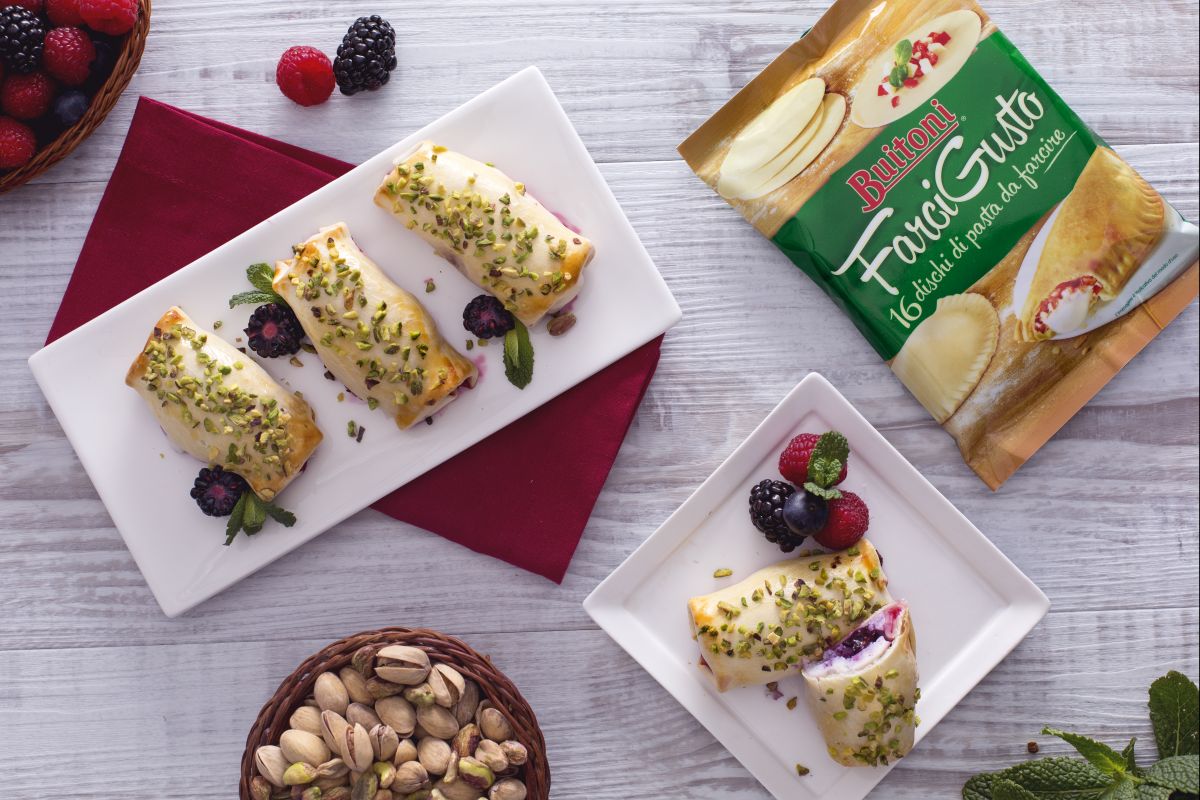 Mini-Strudel mit Waldfrüchten und Ricotta