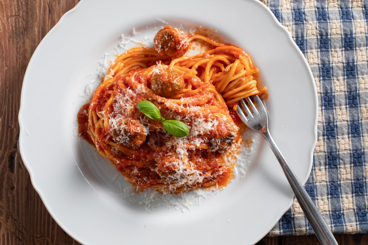 Spaghetti mit Fleischbällchen