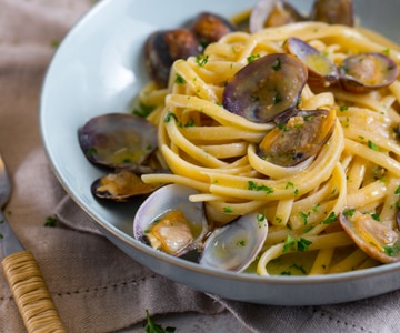 Linguine mit Venusmuscheln und Bottarga