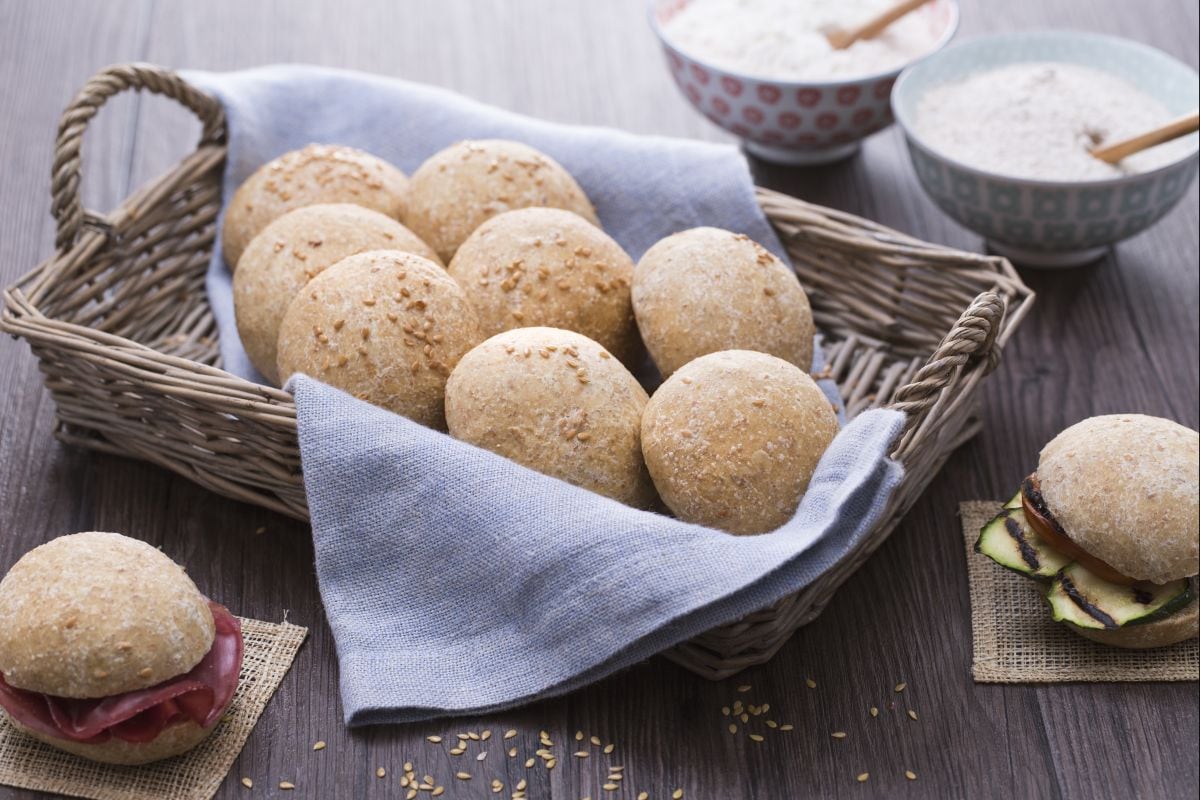 Vollkornbrötchen