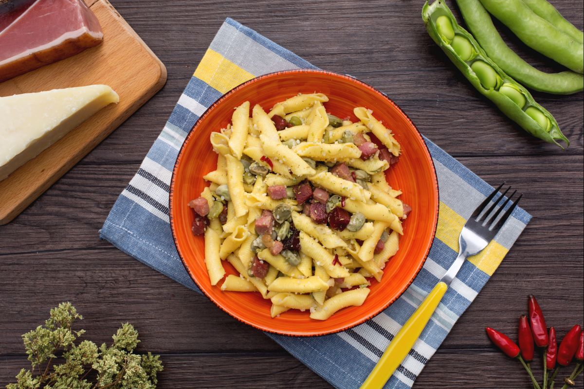 Garganelli mit Dicken Bohnen und Speck