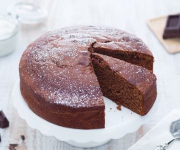 Schokoladenkuchen mit saurer Sahne