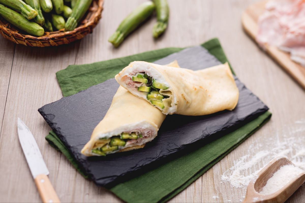 Crepes mit Zucchini, Kochschinken und Stracchino