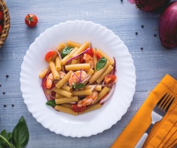 Sedani rigati mit Garnelen nach katalanischer Art