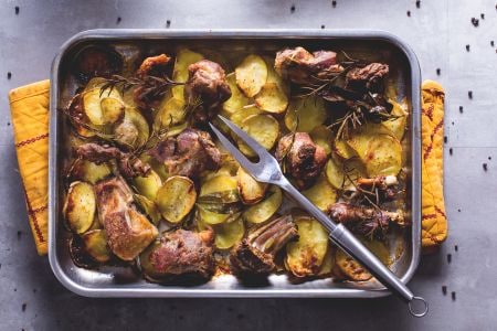 Gebratenes Zicklein mit Kartoffeln