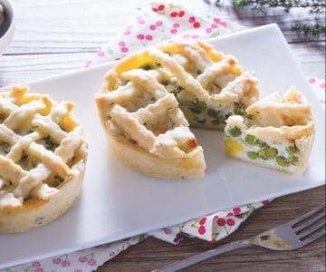 Kleine Oster-Törtchen mit Erbsen