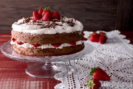 Schokoladen-Erdbeerkuchen