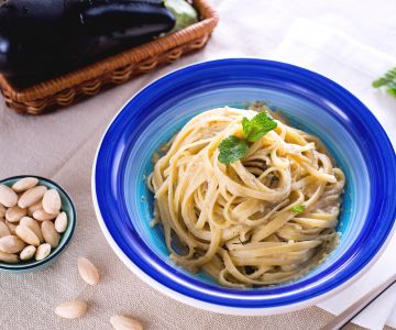 Pasta mit Auberginenpesto
