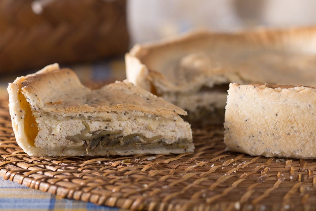 Herzhafter Kuchen mit Artischocken und Ricotta