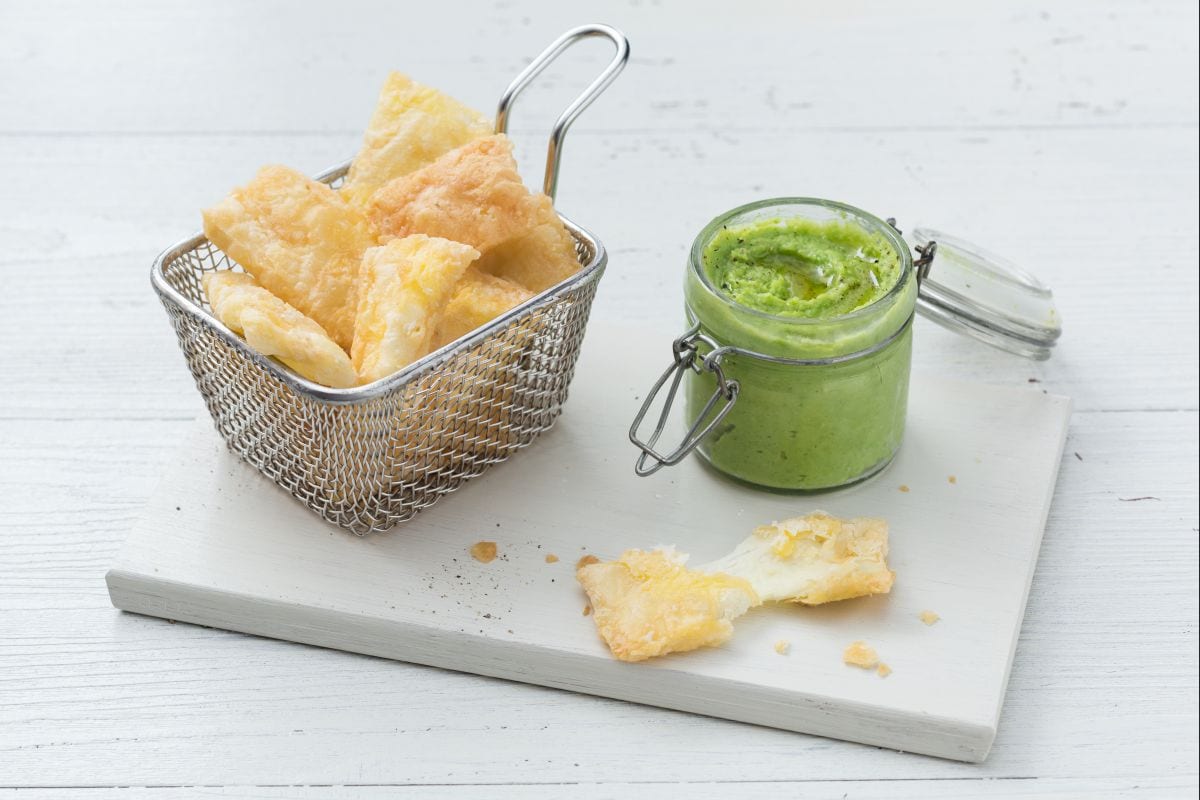 Gebratener Pecorino mit Favabohnencreme