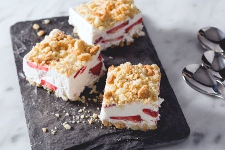 Sahne-Erdbeer-Dessert