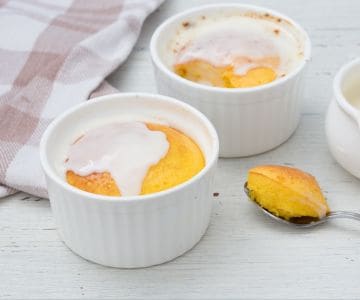 Zitronen-Ricotta-Soufflé mit Zitronen-Zimt-Soße