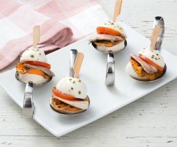 Mozzarella- und Sardinenhäppchen