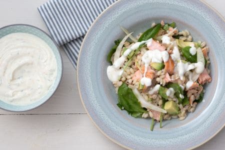 Gerstensalat mit Lachs