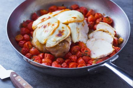 Hähnchenbrust im Ofen mit Scamorza